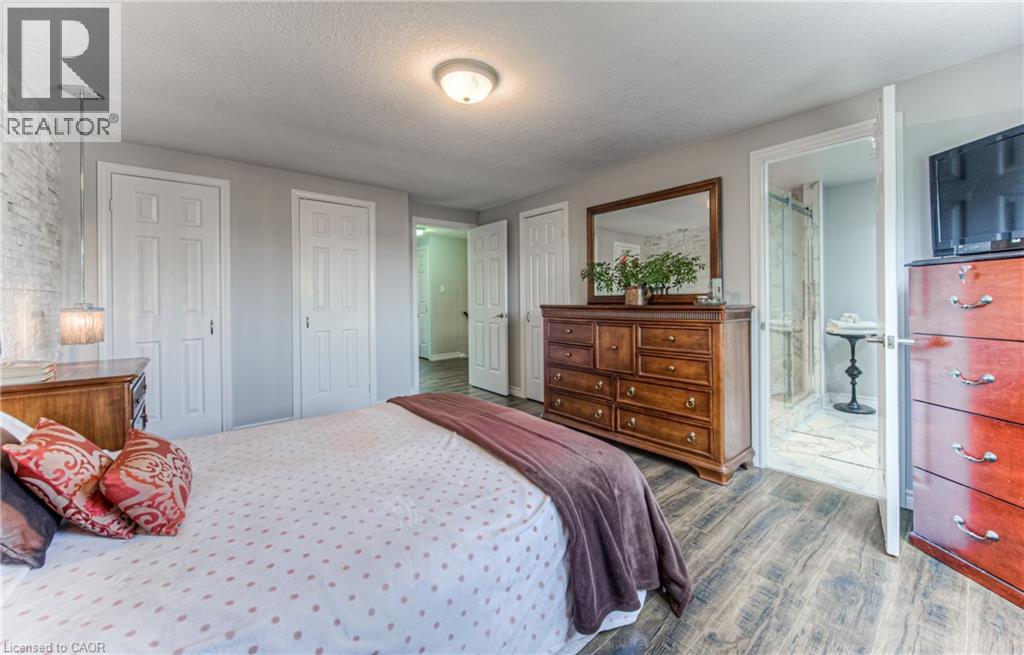Photo 37 of 3 Westview Crescent Unit Upper, Kitchener ON