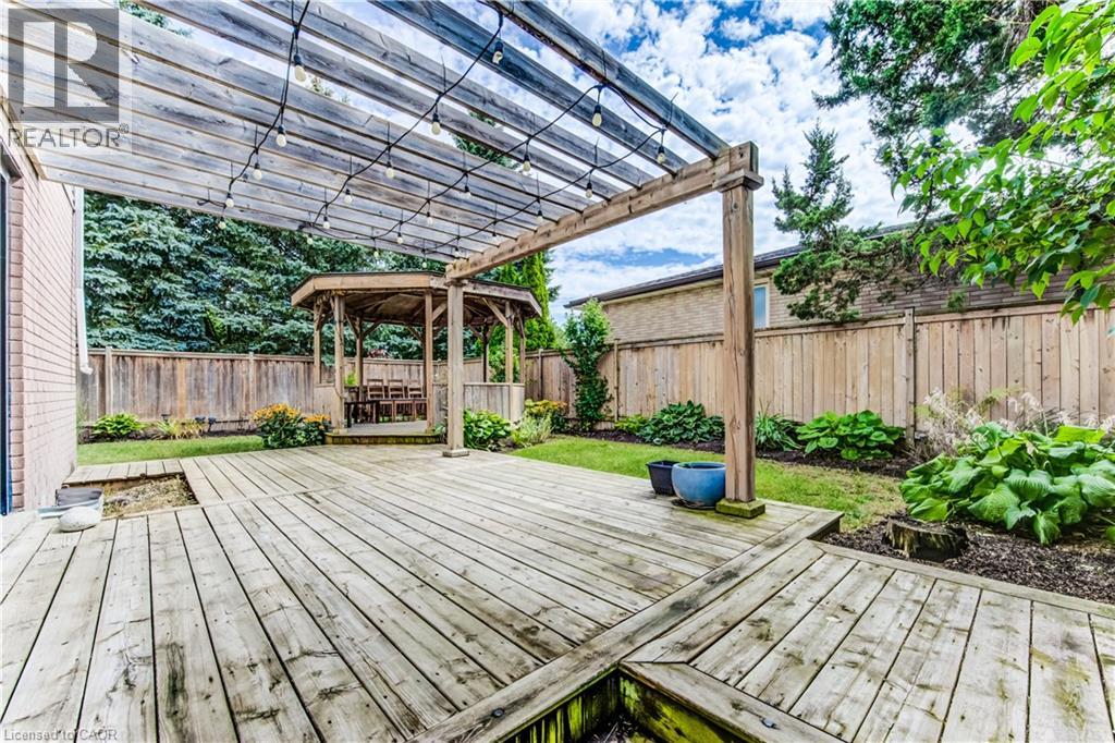 Photo 42 of 3 Westview Crescent Unit Upper, Kitchener ON