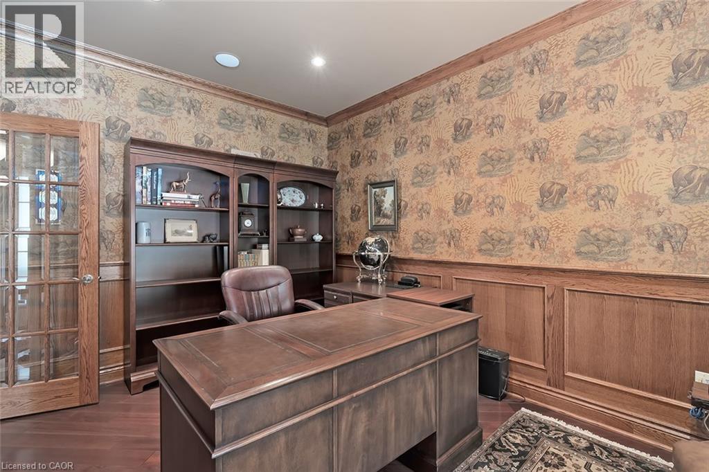 Photo 13 of 2375 Ravine Gate, Oakville ON