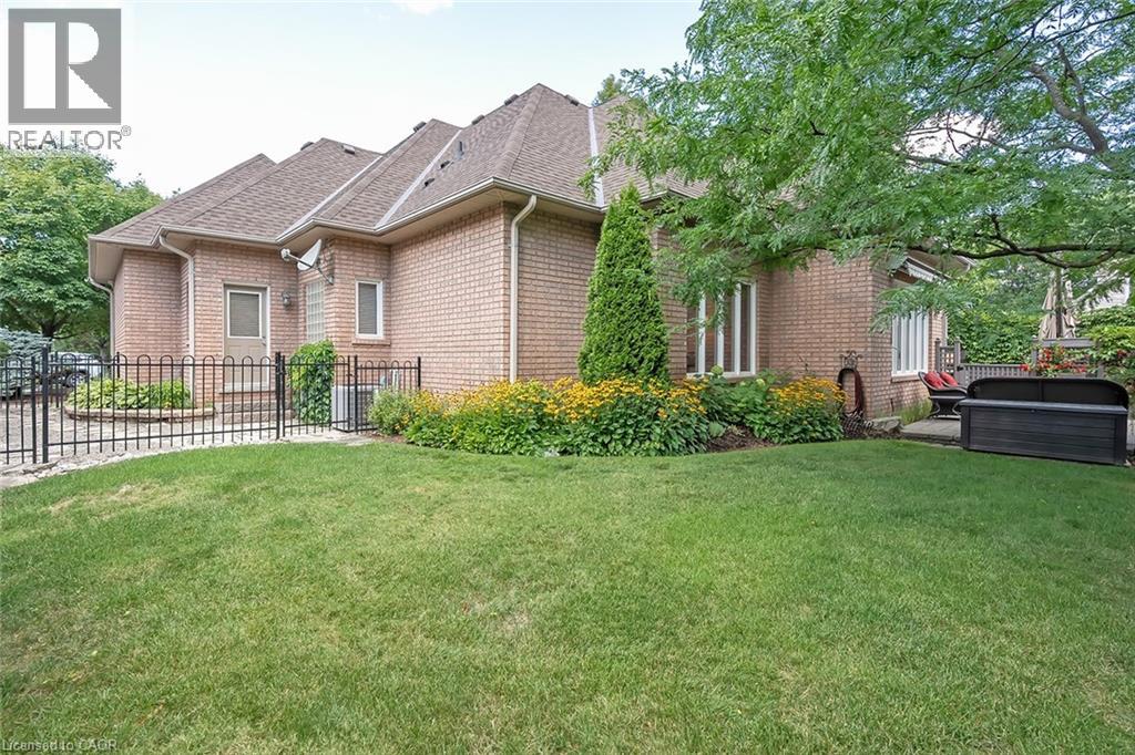 Photo 46 of 2375 Ravine Gate, Oakville ON