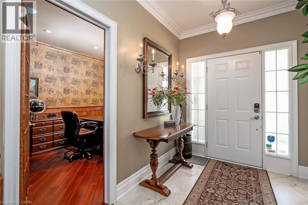 Photo 9 of 2375 Ravine Gate, Oakville ON