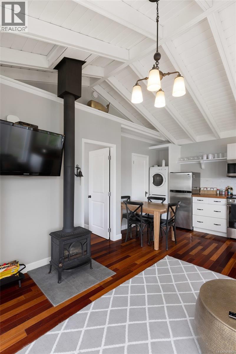  2021 Saseenos Road, Sooke