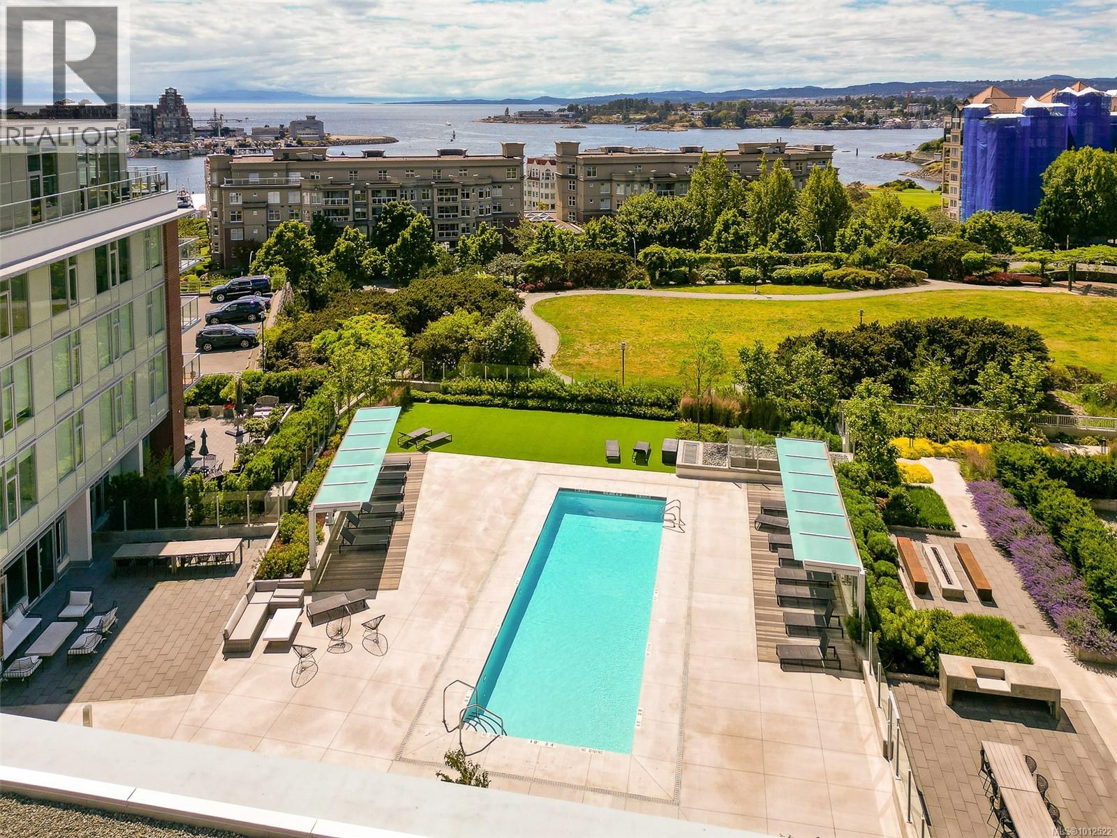 304 60 Saghalie Road, Victoria