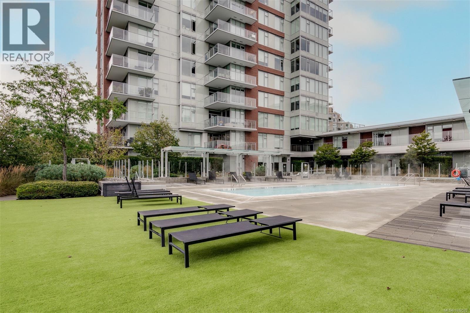 304 60 Saghalie Road, Victoria
