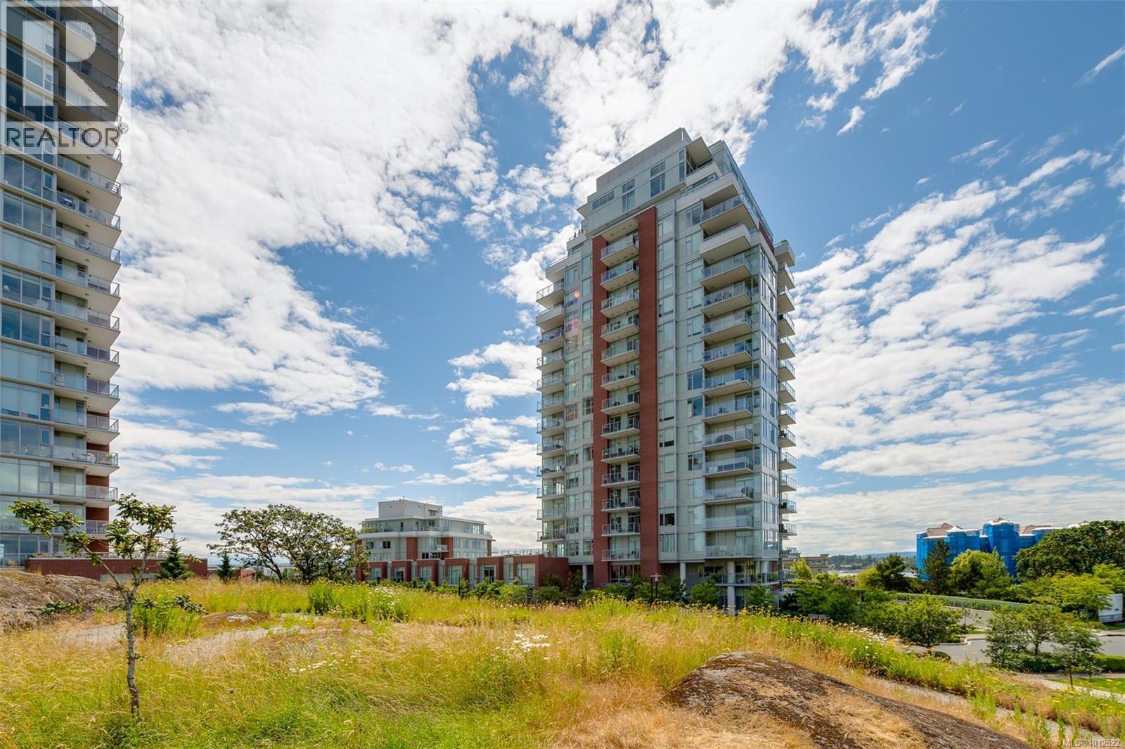 304 60 Saghalie Road, Victoria