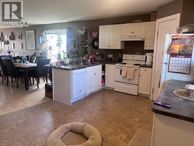 312 99 Avenue, Dawson Creek