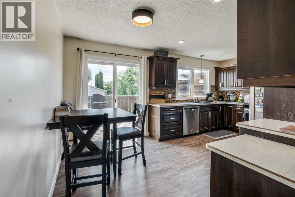Photo 9 of 4806 60 Ave, Taber AB