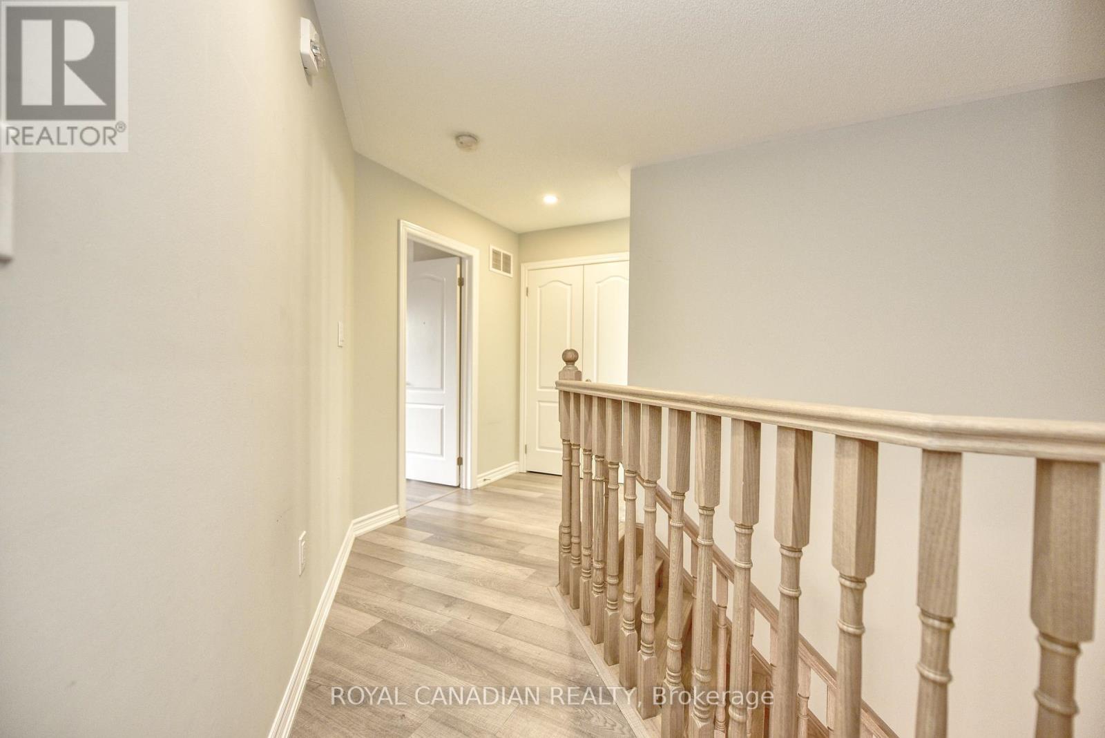 Photo 14 of 225 3865 Major Mackenzie Drive, Vaughan ON