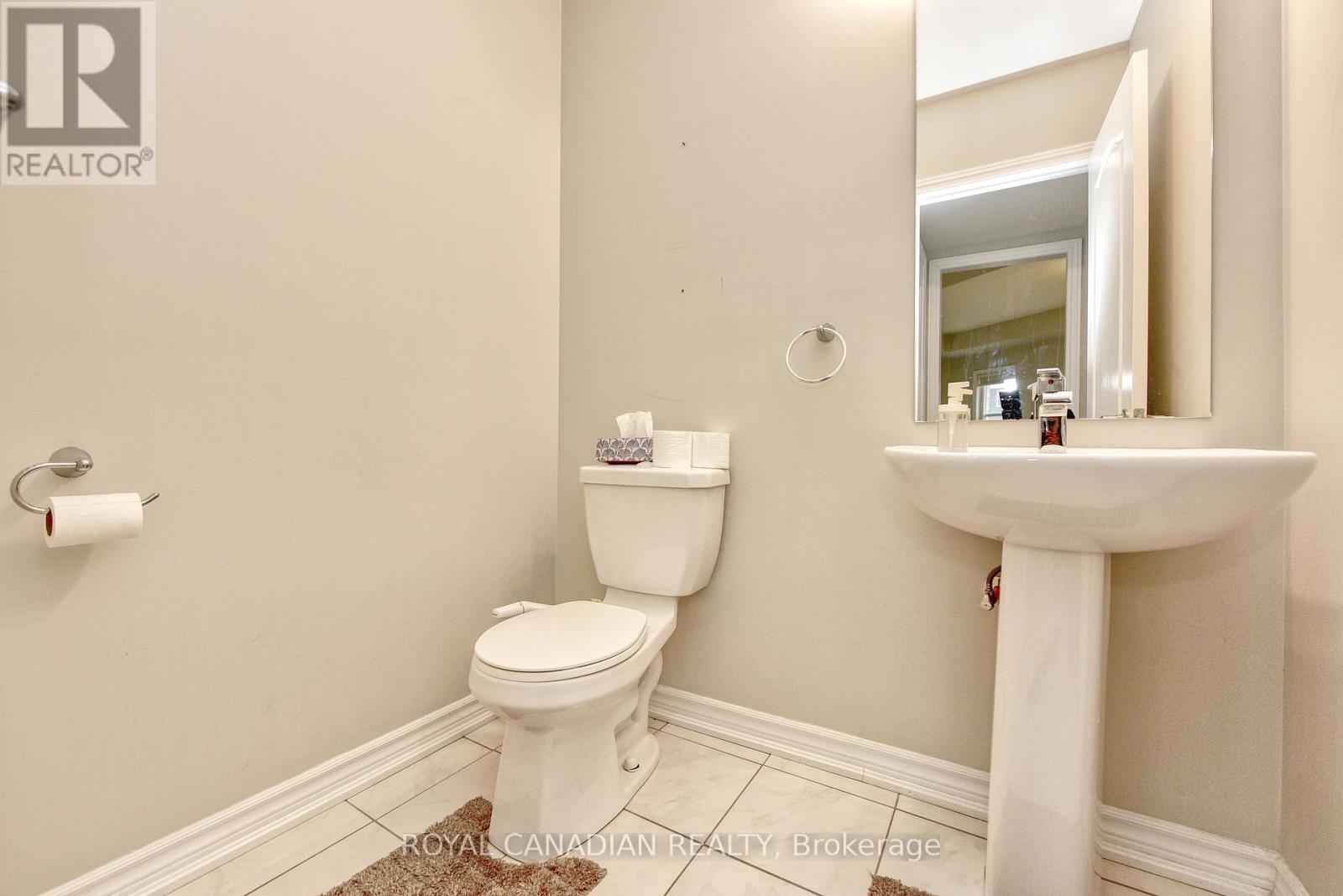 Photo 27 of 225 3865 Major Mackenzie Drive, Vaughan ON