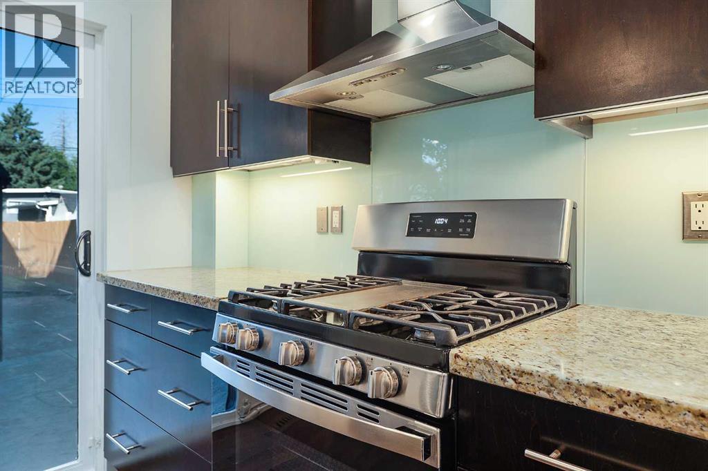 Photo 18 of 4927 21 Street Sw, Calgary AB