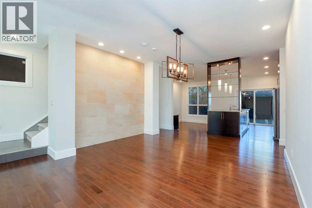 Photo 11 of 4927 21 Street Sw, Calgary AB