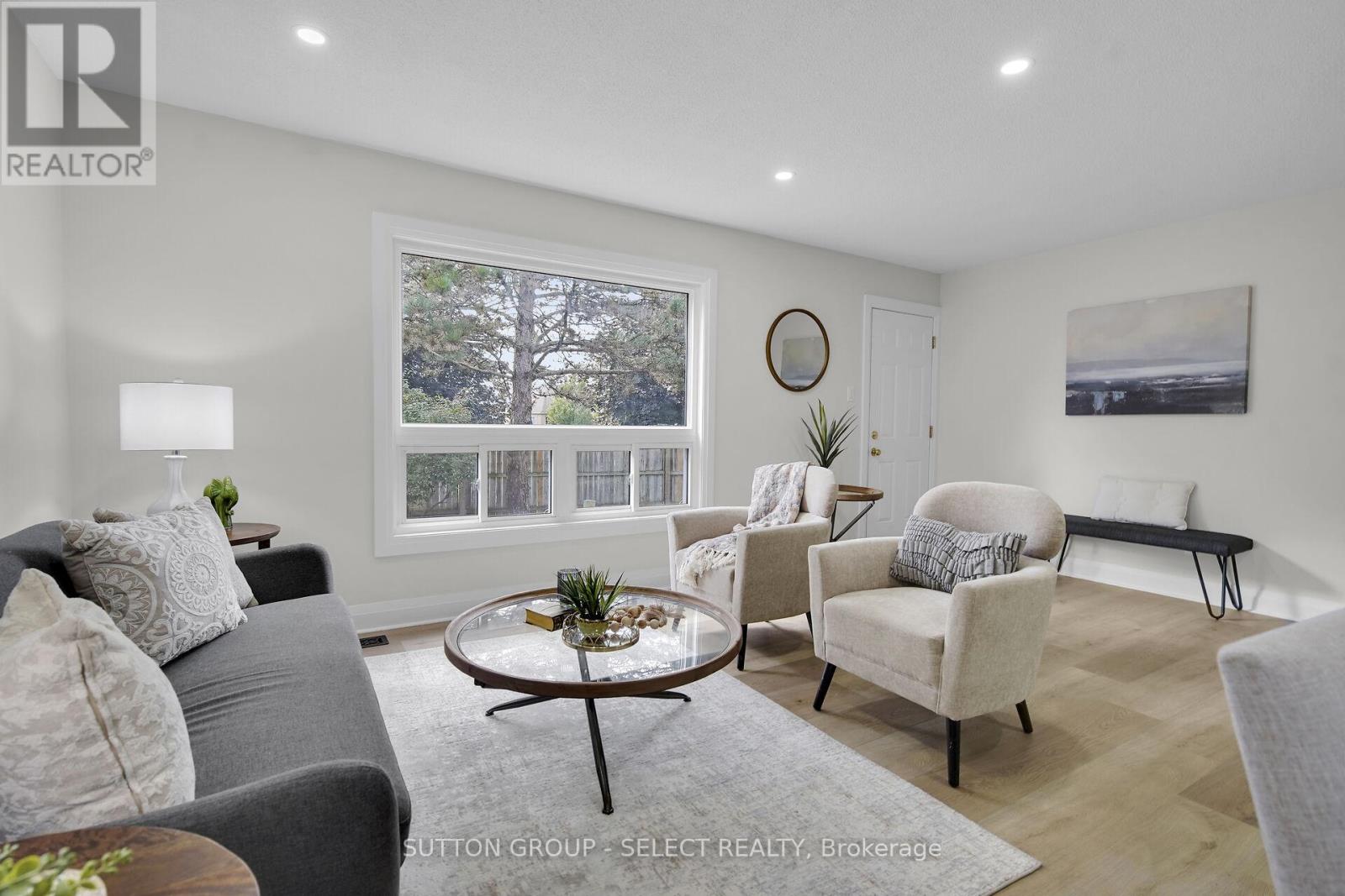 Photo 15 of 6 626 Wharncliffe Road S, London South ON