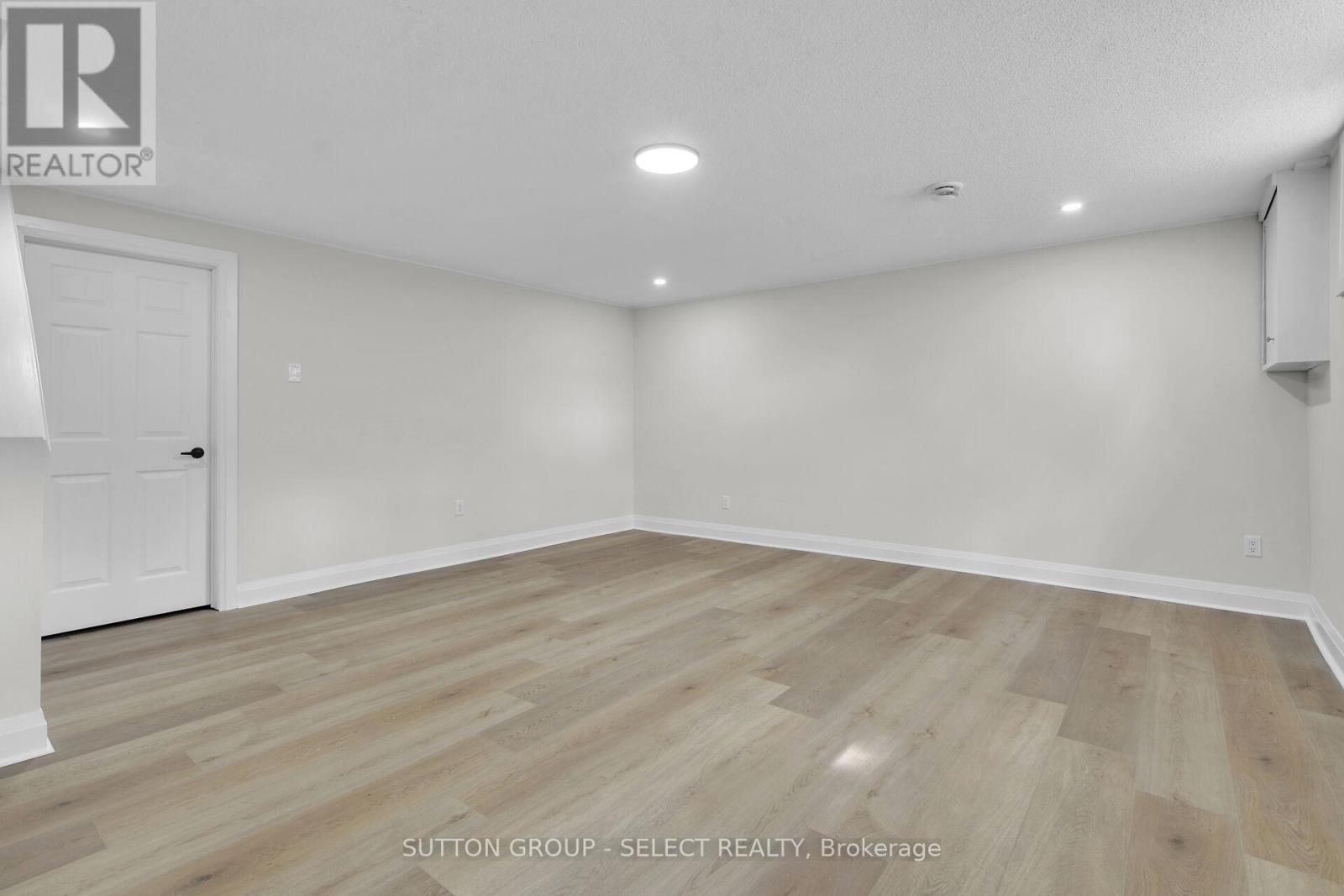 Photo 25 of 6 626 Wharncliffe Road S, London South ON