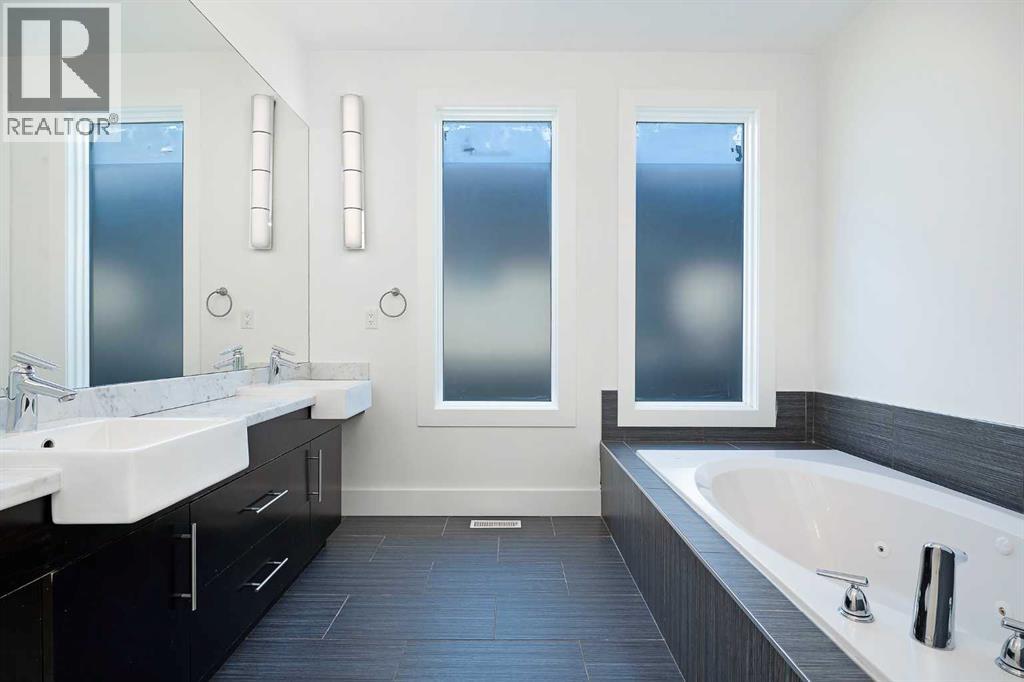 Photo 37 of 4927 21 Street Sw, Calgary AB