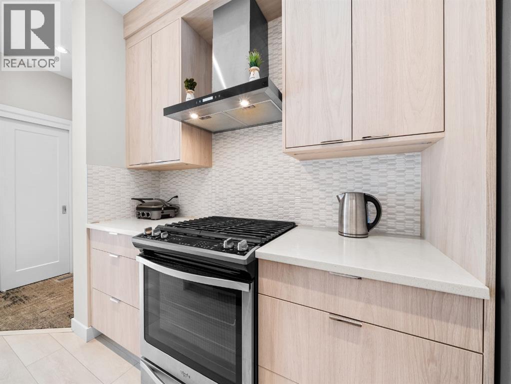Photo 7 of 2104 Richmond Road Sw, Calgary AB