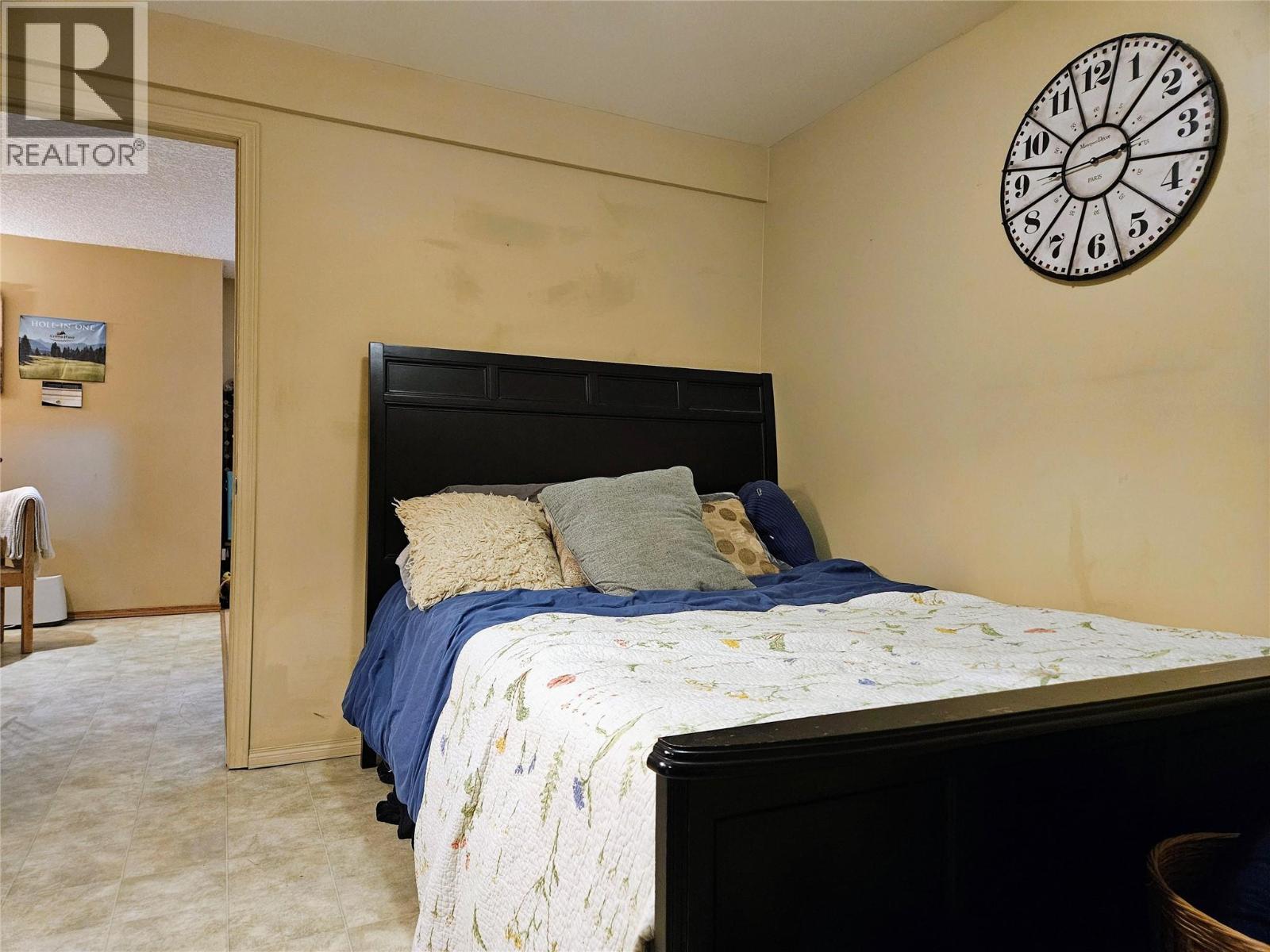 1718 9th Avenue, Invermere
