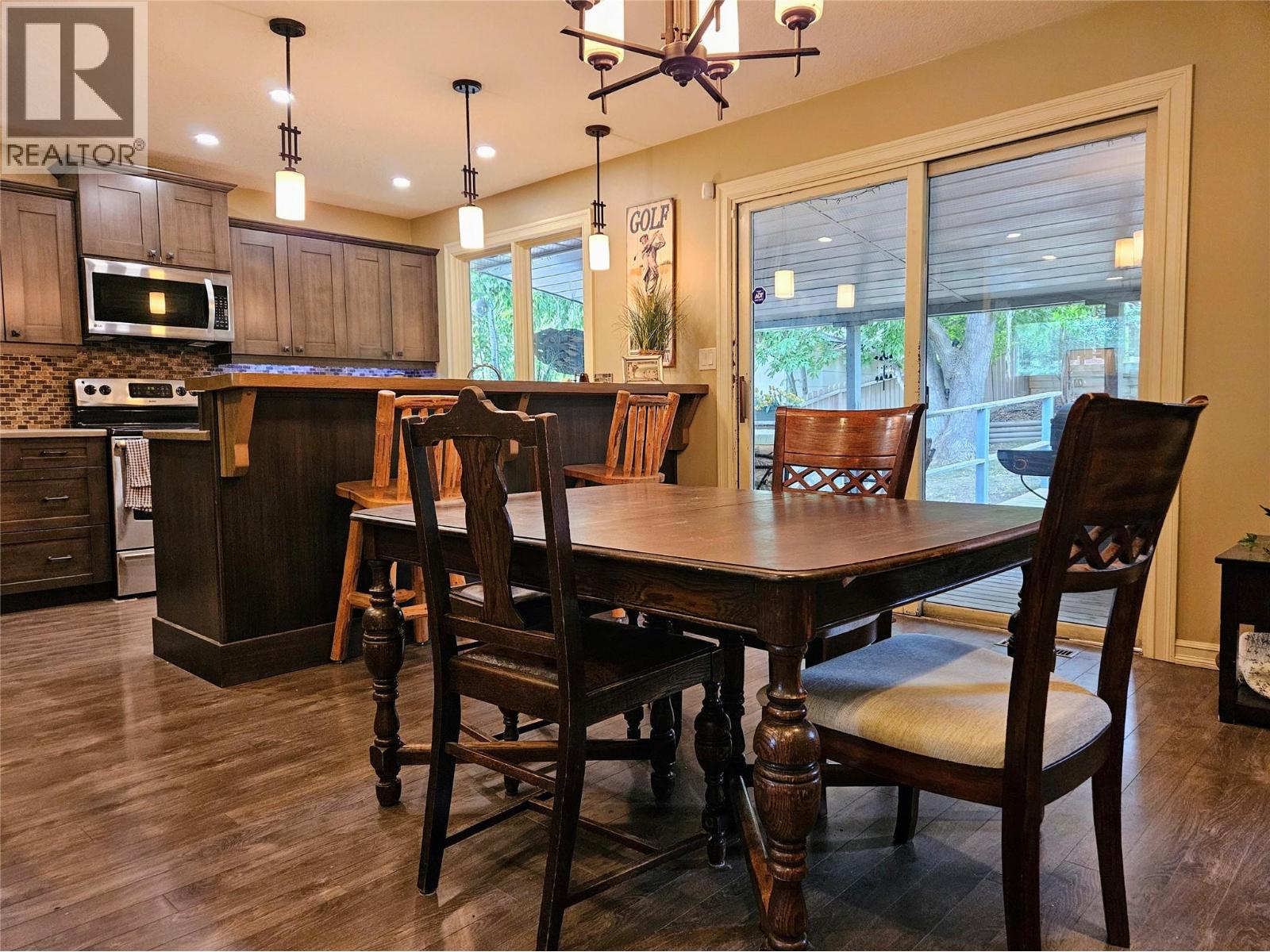 1718 9th Avenue, Invermere