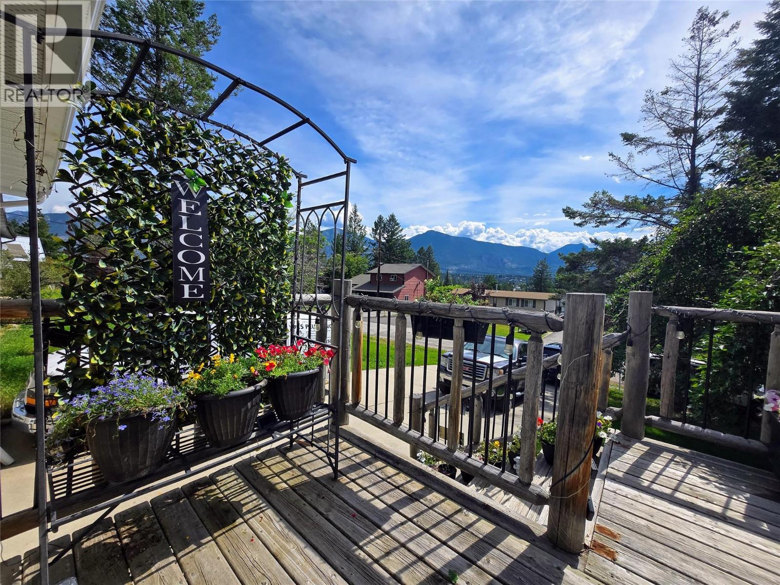 1718 9th Avenue, Invermere