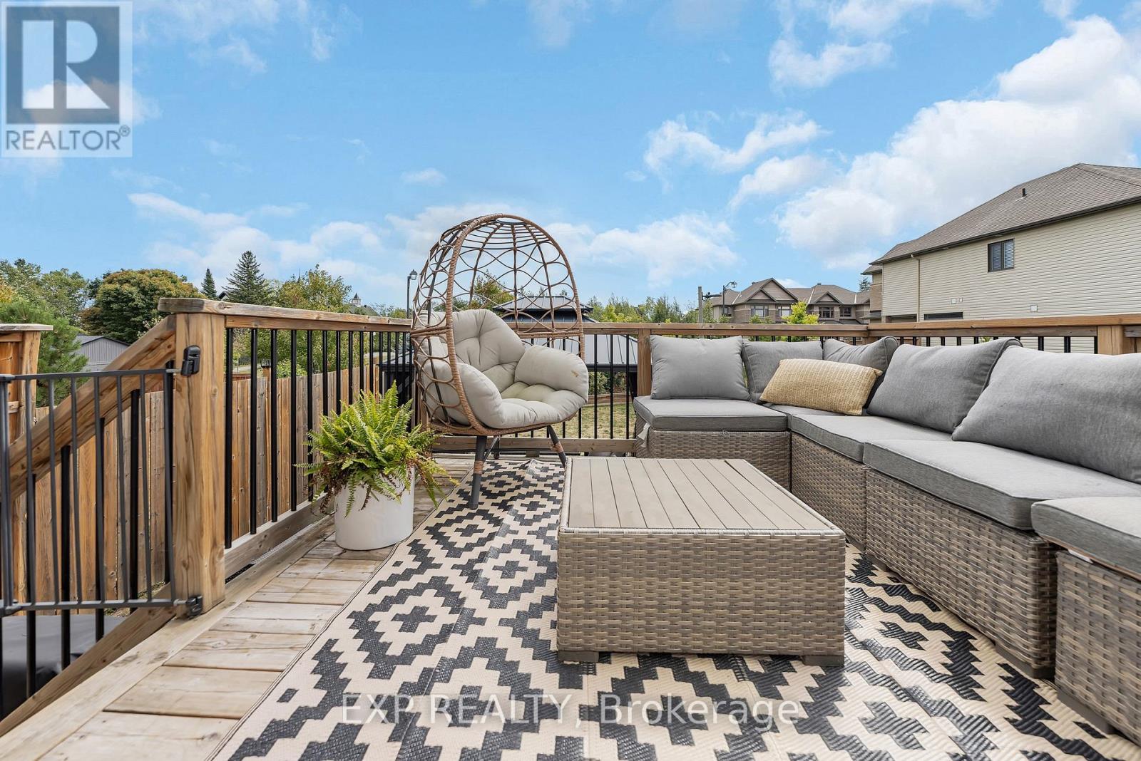 Photo 31 of 226 Purchase Crescent, Ottawa ON