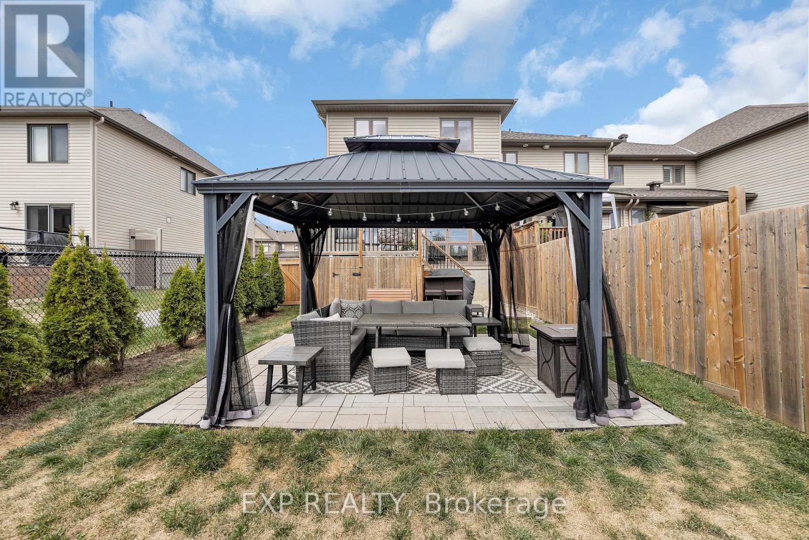 Photo 35 of 226 Purchase Crescent, Ottawa ON