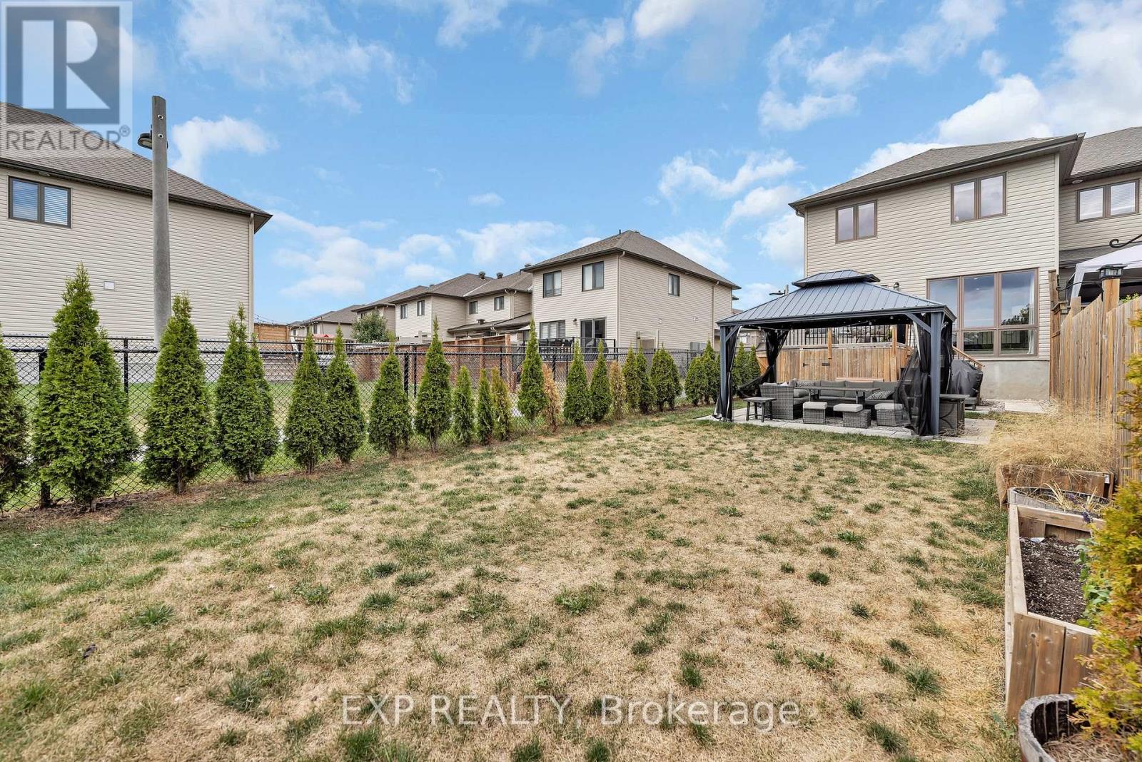 Photo 37 of 226 Purchase Crescent, Ottawa ON