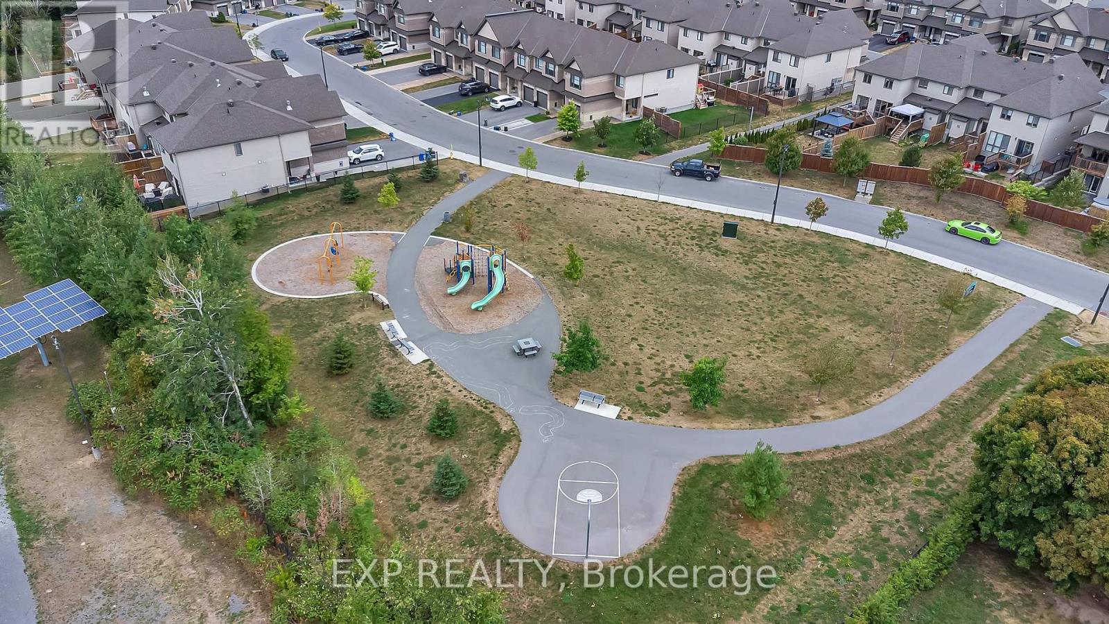 Photo 45 of 226 Purchase Crescent, Ottawa ON