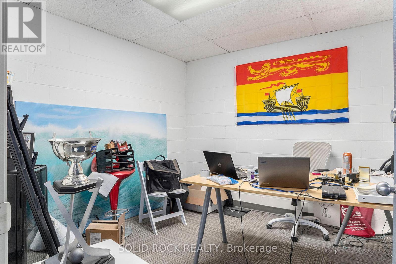 Photo 10 of 9 11 855 Industrial Avenue, Ottawa ON