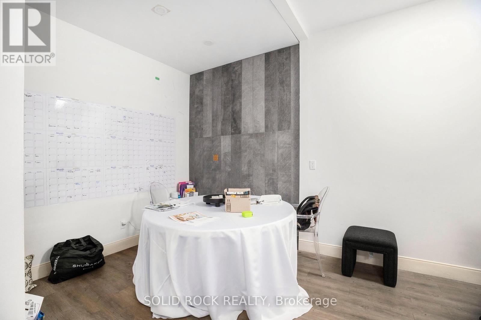 Photo 14 of 9 11 855 Industrial Avenue, Ottawa ON