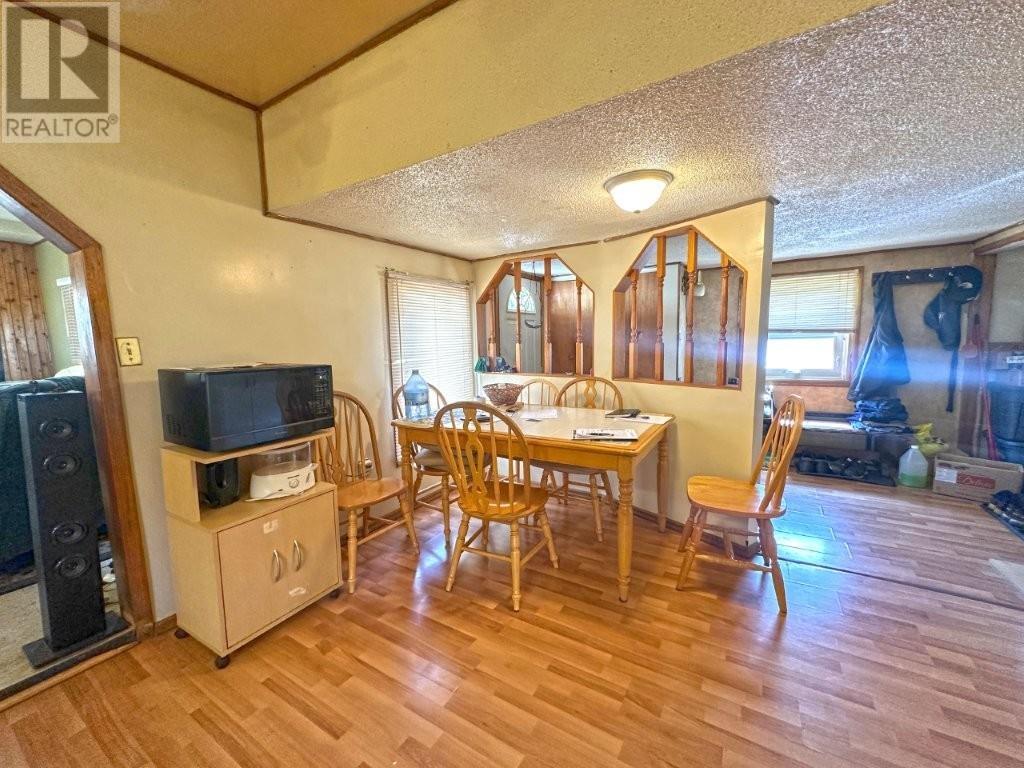 Photo 17 of 14 14 Silver Springs Road, Gorham ON