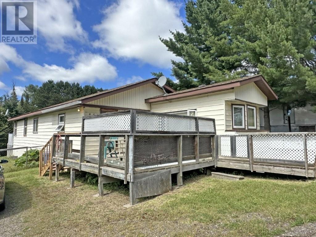 Photo 1 of 14 14 Silver Springs Road, Gorham ON