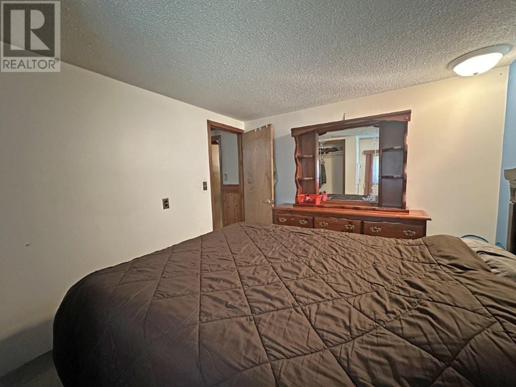 Photo 28 of 14 14 Silver Springs Road, Gorham ON