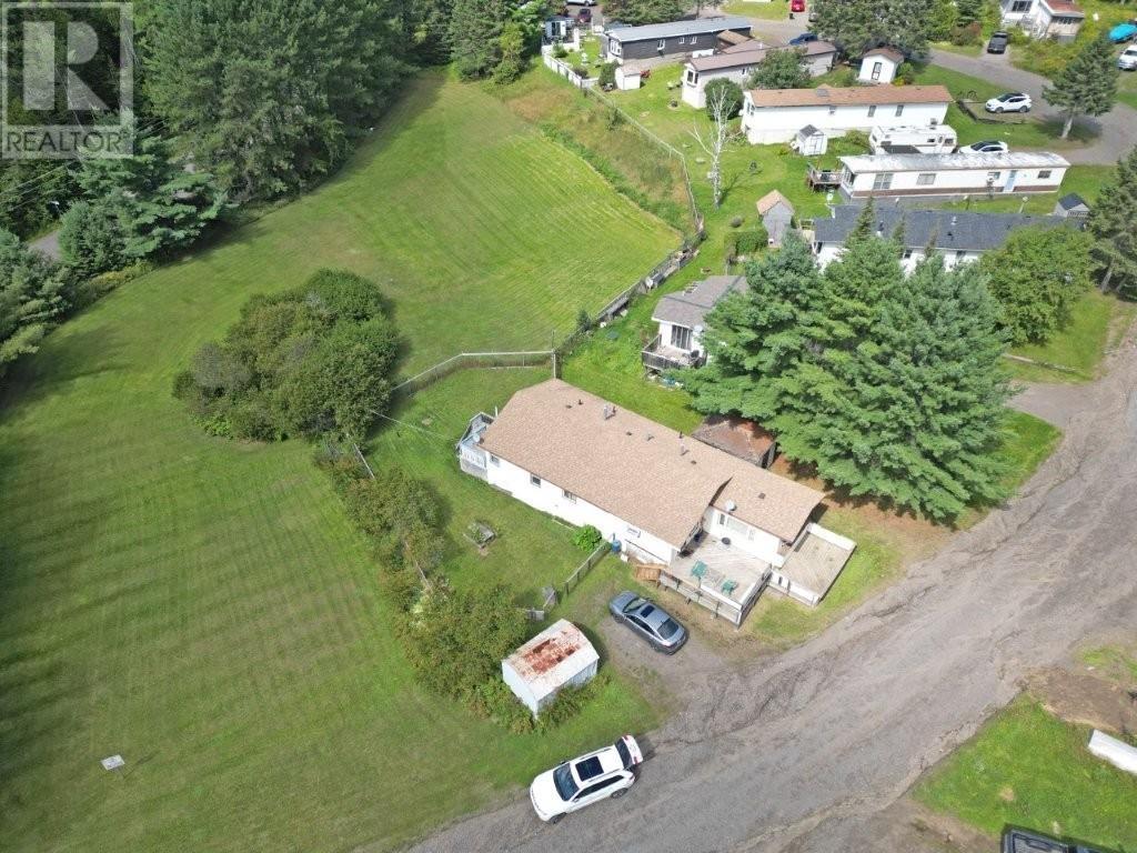 Photo 2 of 14 14 Silver Springs Road, Gorham ON