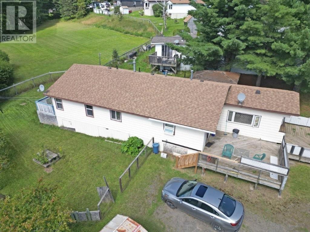 Photo 7 of 14 14 Silver Springs Road, Gorham ON