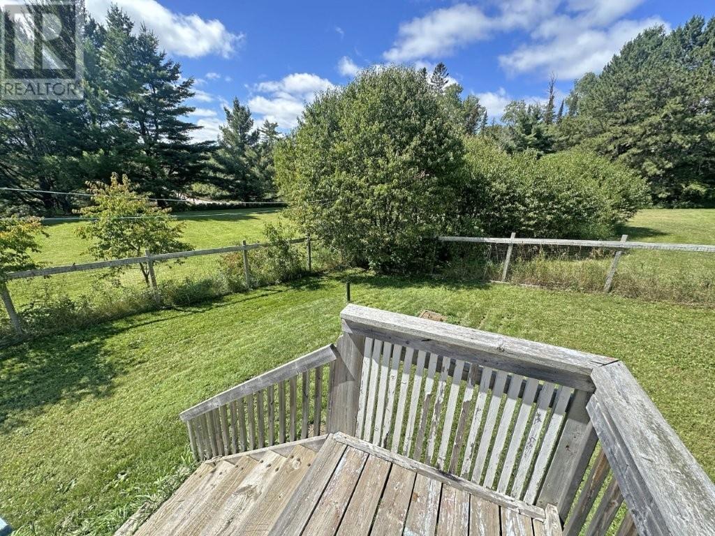 Photo 43 of 14 14 Silver Springs Road, Gorham ON