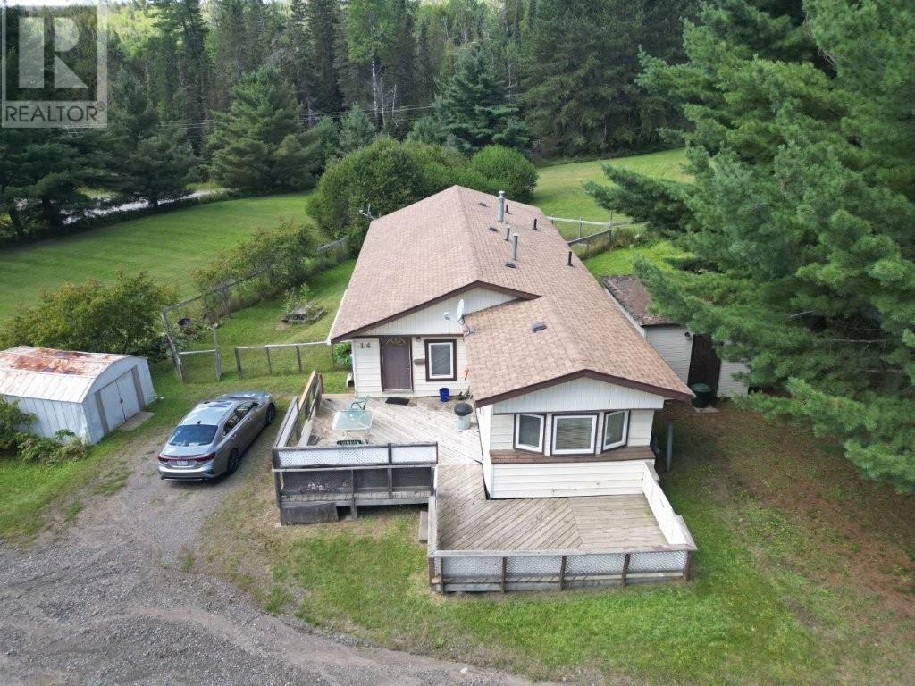 Photo 5 of 14 14 Silver Springs Road, Gorham ON