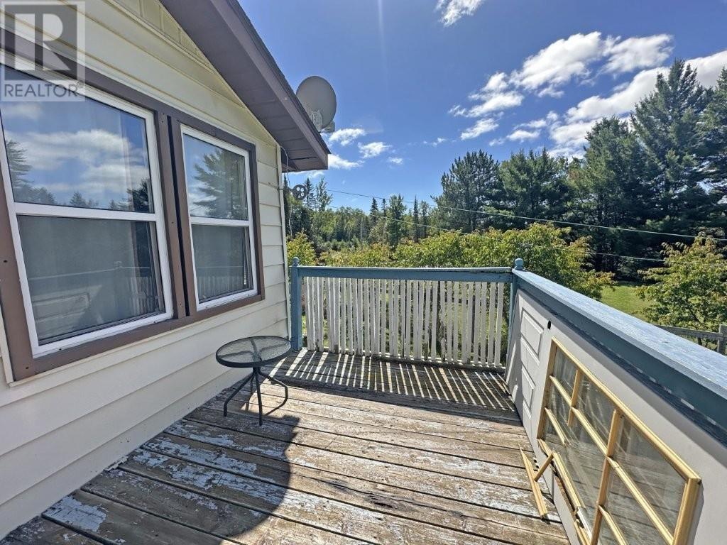 Photo 40 of 14 14 Silver Springs Road, Gorham ON