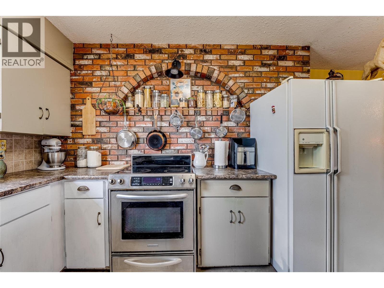Photo 10 of 6944 Buchanan Road, Coldstream BC