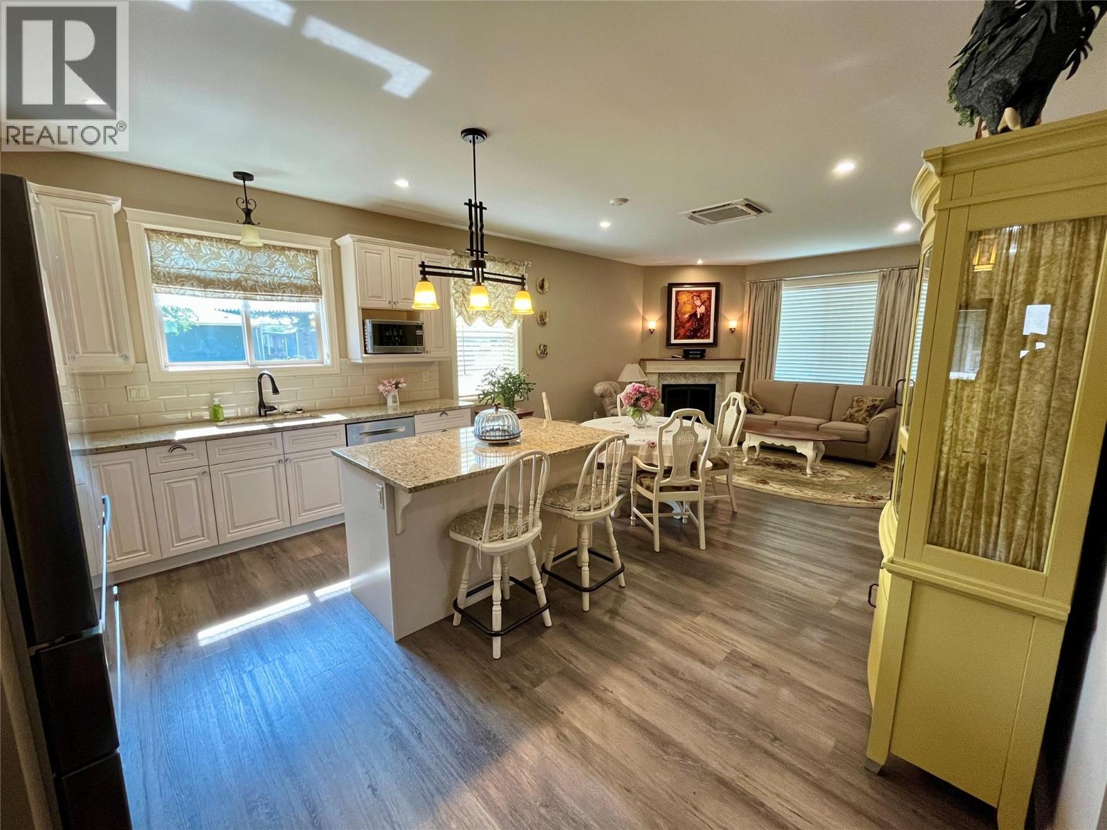 Photo 15 of 1132 Willow Row, Sicamous BC