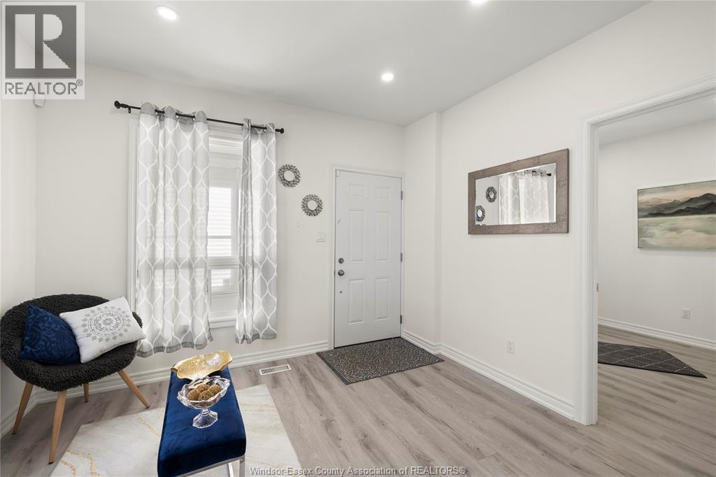 Photo 11 of 488 Parent Avenue, Windsor ON