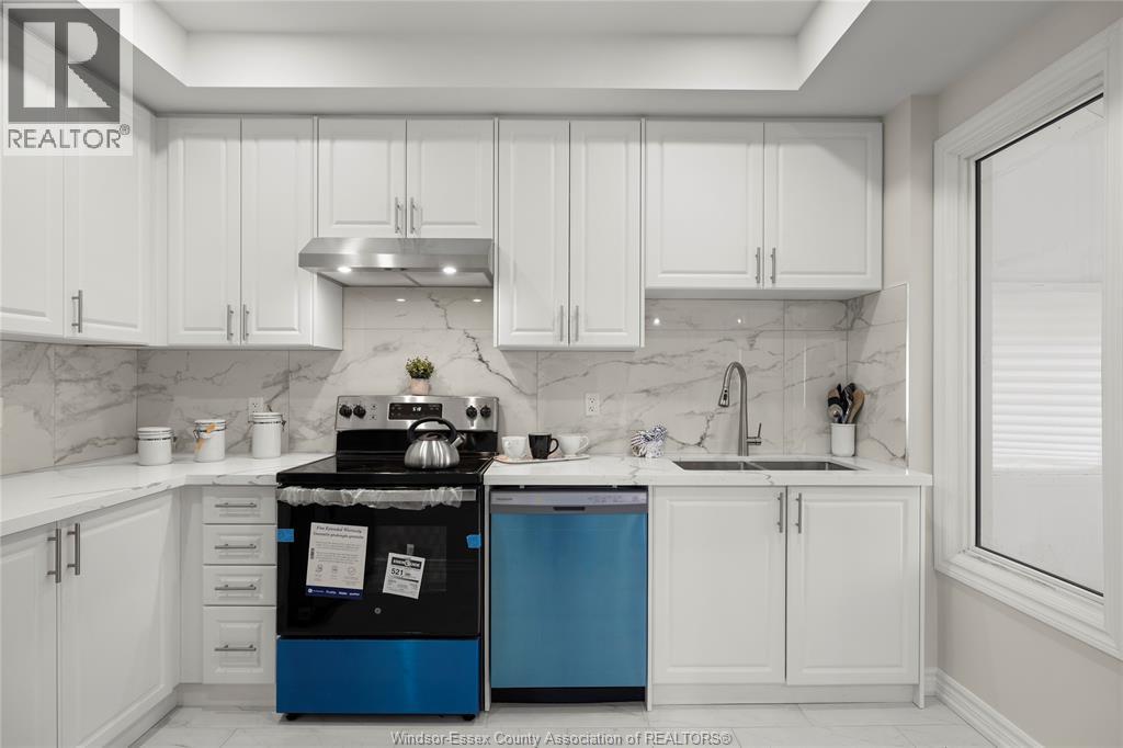 Photo 20 of 488 Parent Avenue, Windsor ON