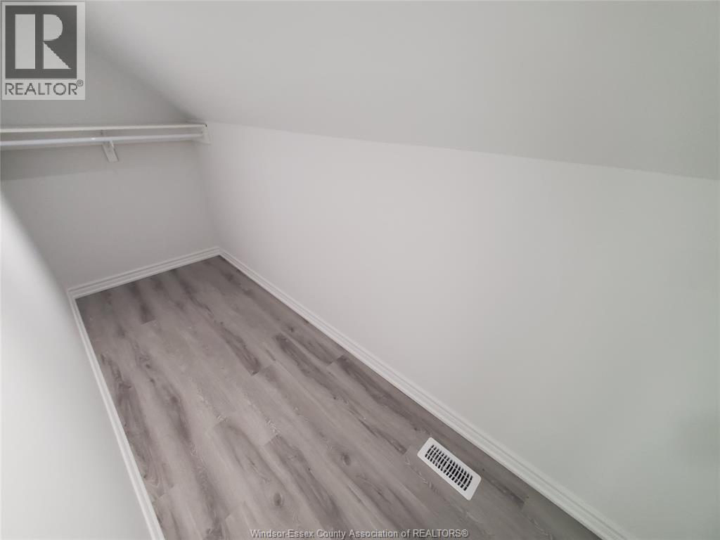 Photo 33 of 488 Parent Avenue, Windsor ON