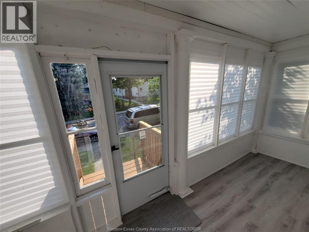 Photo 8 of 488 Parent Avenue, Windsor ON