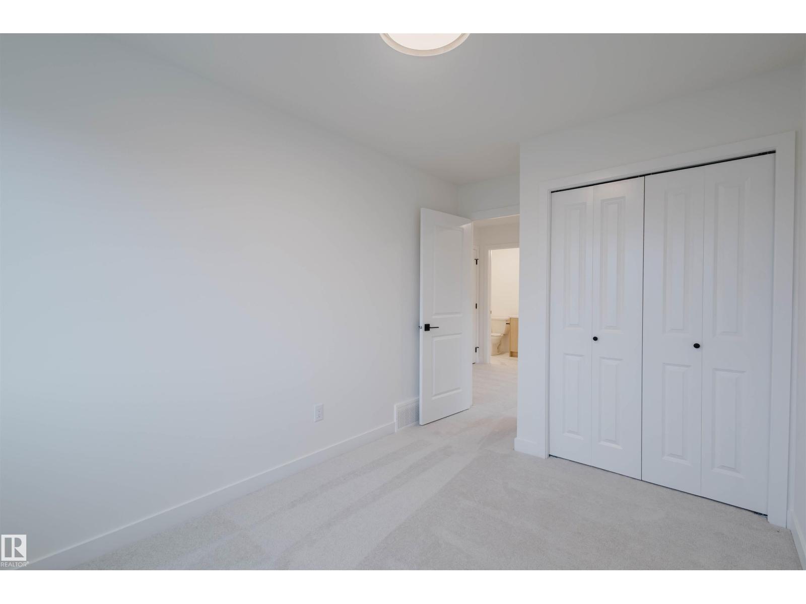 Photo 25 of 2140 Crossbill Ln Nw, Edmonton AB