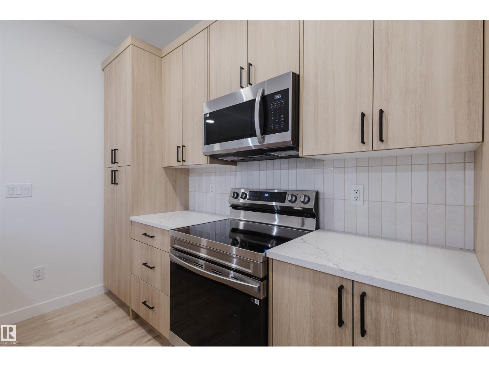 Photo 14 of 2140 Crossbill Ln Nw, Edmonton AB