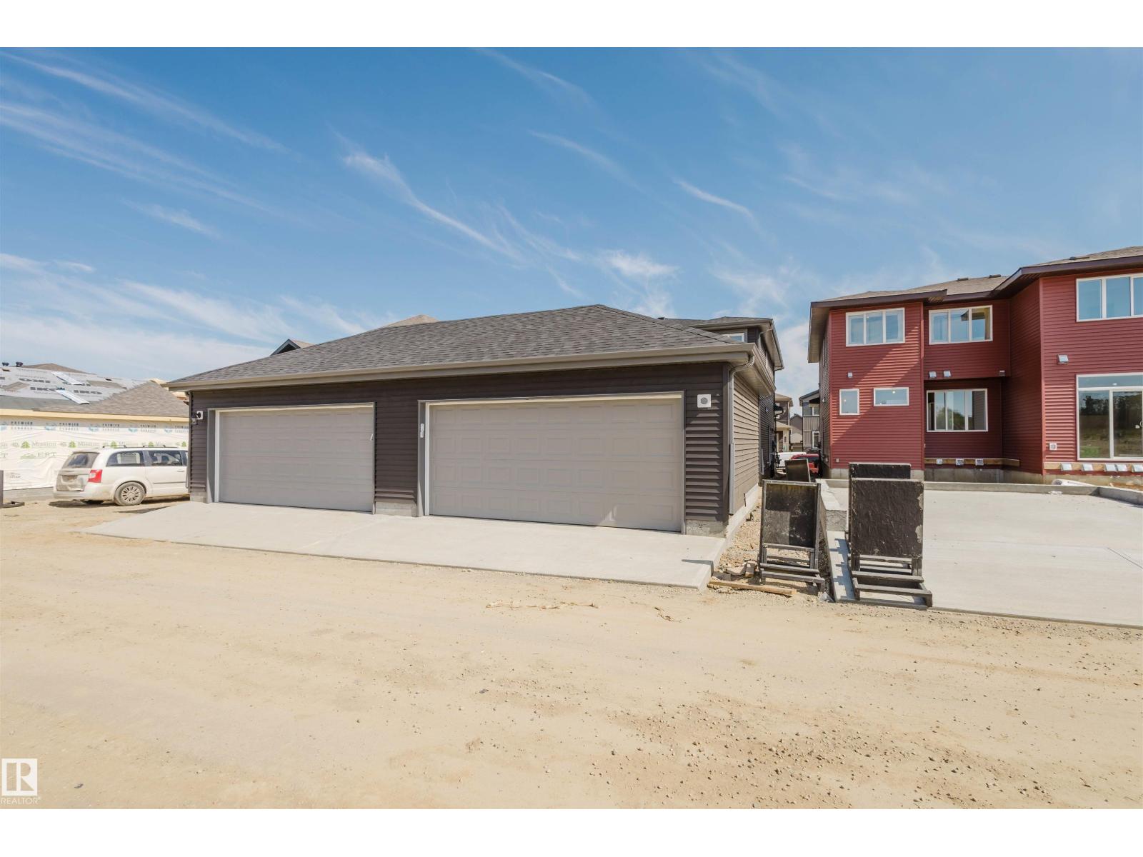 Photo 46 of 2140 Crossbill Ln Nw, Edmonton AB