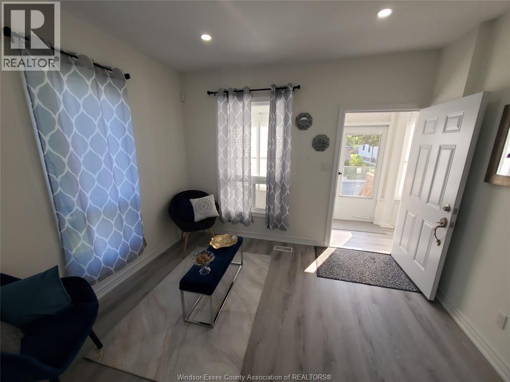 Photo 5 of 488 Parent Avenue, Windsor ON