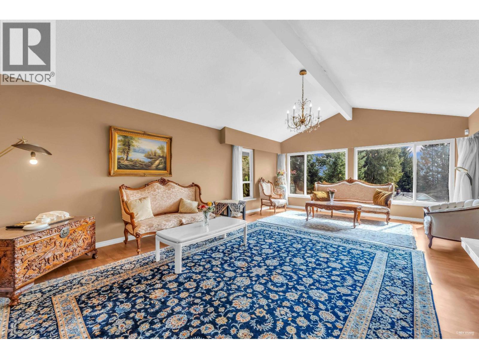 1181 CHARTWELL DRIVE, West Vancouver