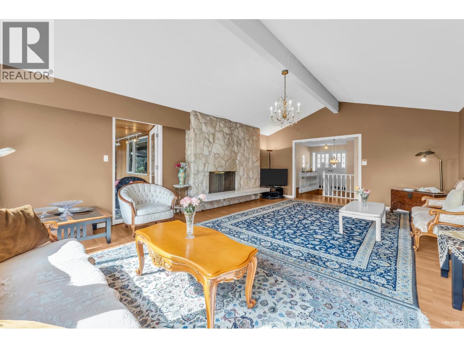 1181 CHARTWELL DRIVE, West Vancouver