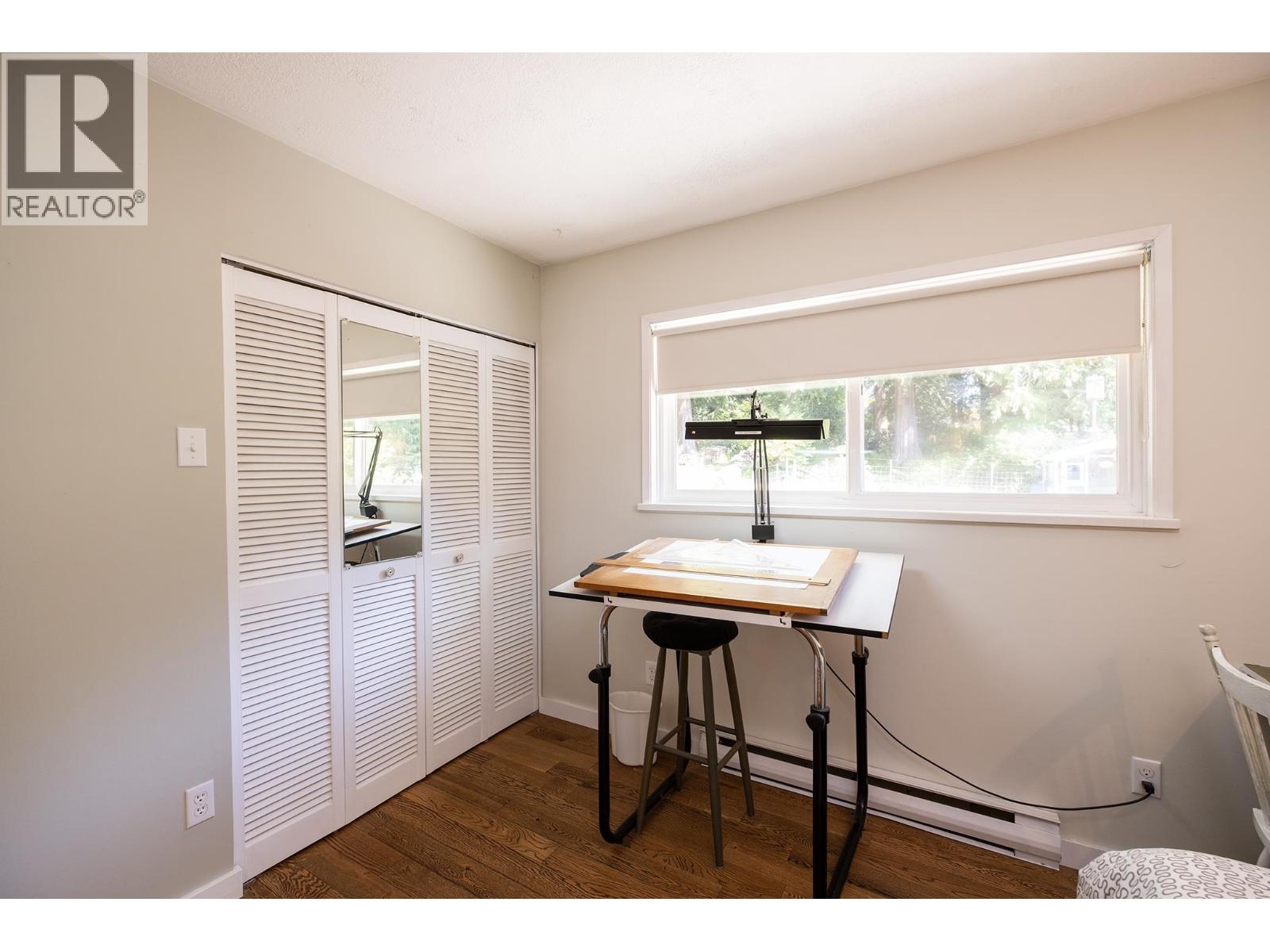 1238 GOWER POINT ROAD, Gibsons