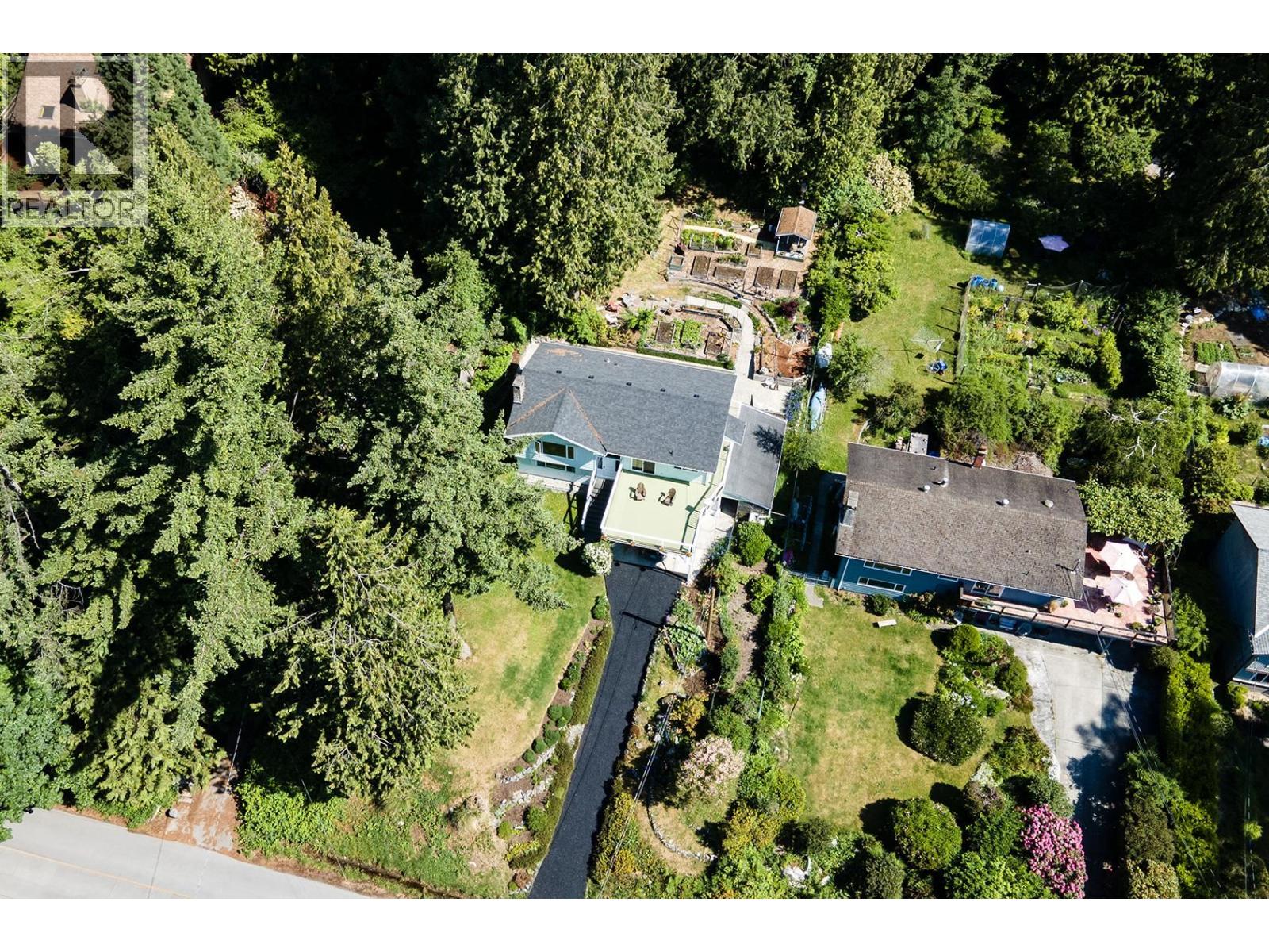 1238 GOWER POINT ROAD, Gibsons